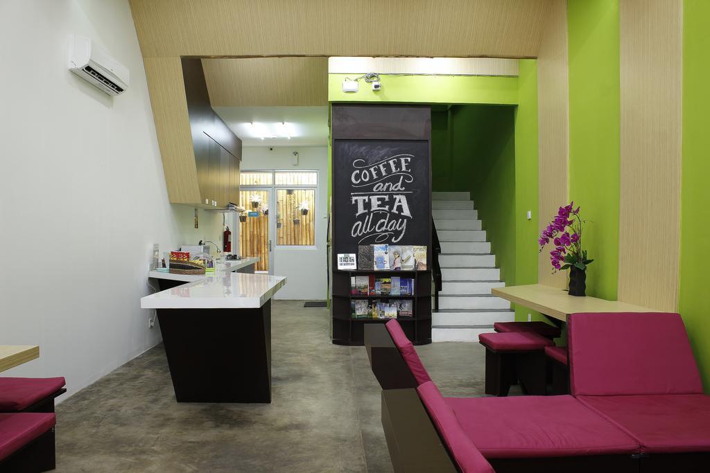 ג'קרטה Teduh Hostel Kota Tua מראה חיצוני תמונה