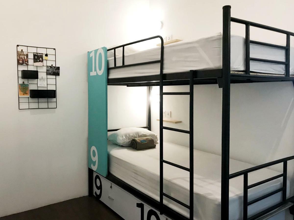 ג'קרטה Teduh Hostel Kota Tua מיטות אכסניה תמונה